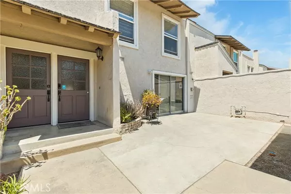 La Mirada, CA 90638,12203 Santa Gertrudes Ave #24