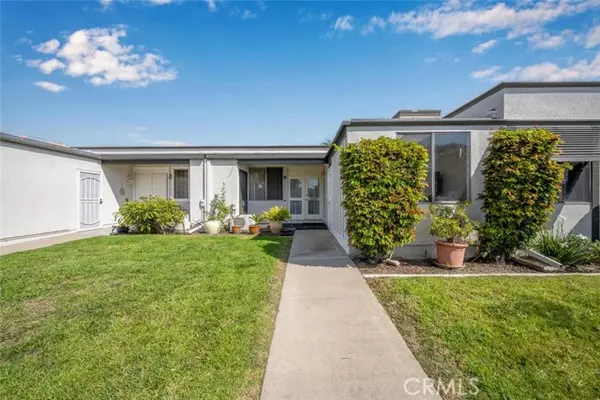 Seal Beach, CA 90740,13120 Del Monte Drive #47G