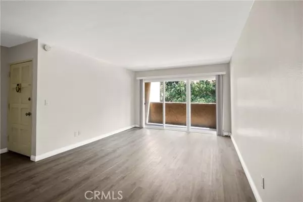 Santa Ana, CA 92707,1001 W Macarthur Boulevard #20