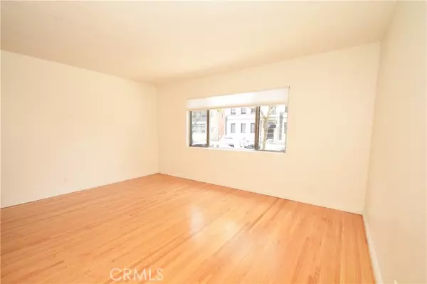 Long Beach, CA 90802,338 Elm Avenue #2