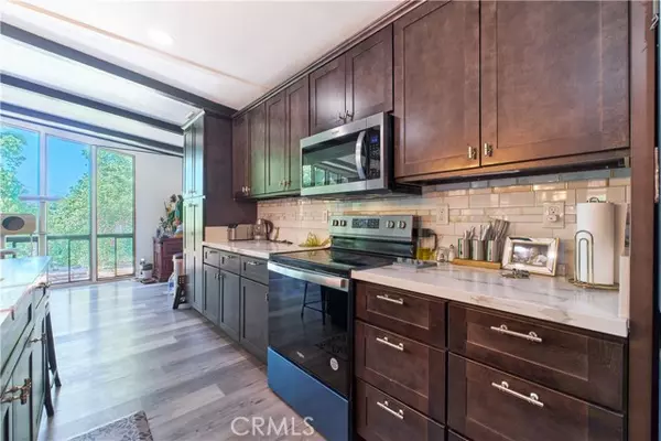 Perris, CA 92570,21657 Steele Peak Drive