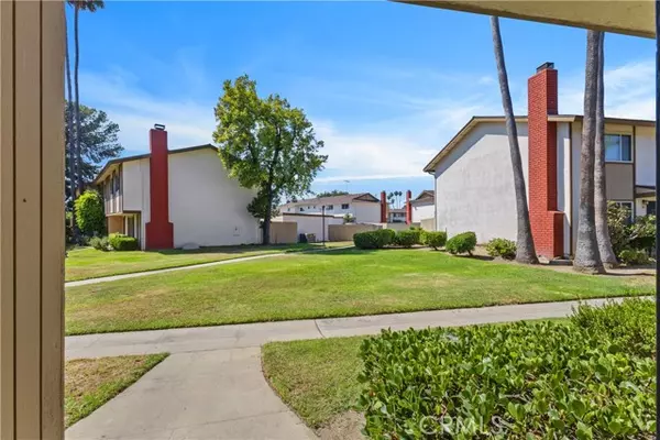 Tustin, CA 92780,1722 Mitchell Avenue #123