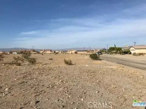 2261 Shore Avenue, Salton City, CA 92274