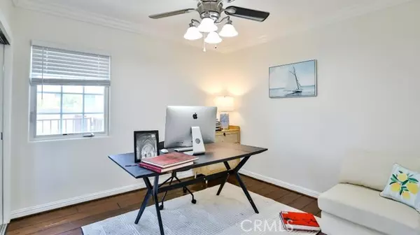 Long Beach, CA 90808,4704 E Centralia Street