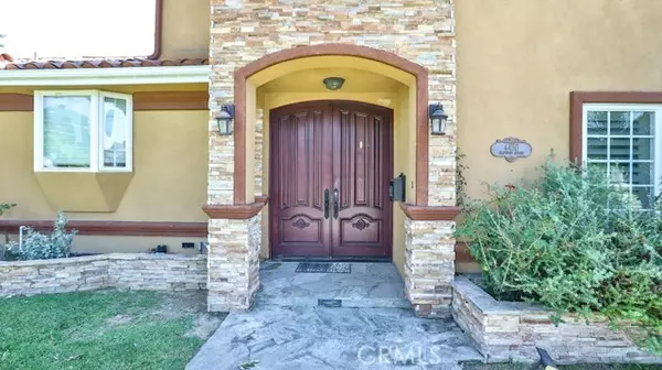 Long Beach, CA 90808,4704 E Centralia Street