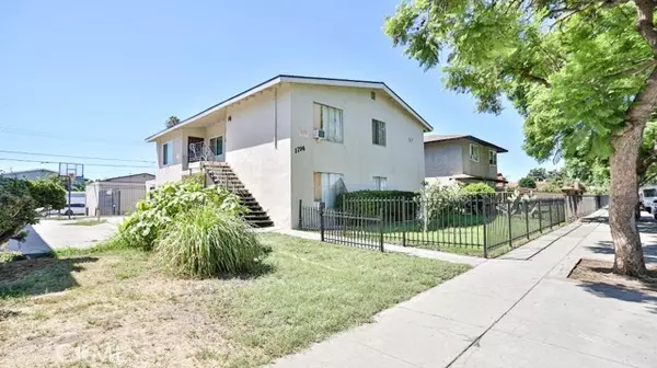Santa Ana, CA 92707,1714 Evergreen Street
