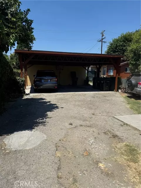 Bell Gardens, CA 90201,6539 Ajax Avenue