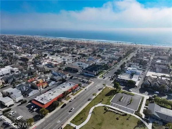 Huntington Beach, CA 92648,320 17th Street