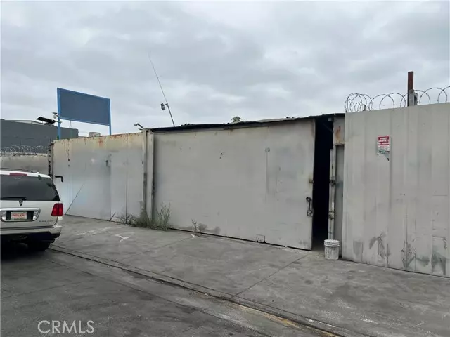 5739 Long Beach Avenue, Los Angeles, CA 90058