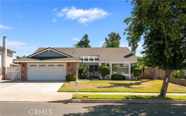 2707 S Del Norte Avenue, Ontario, CA 91761