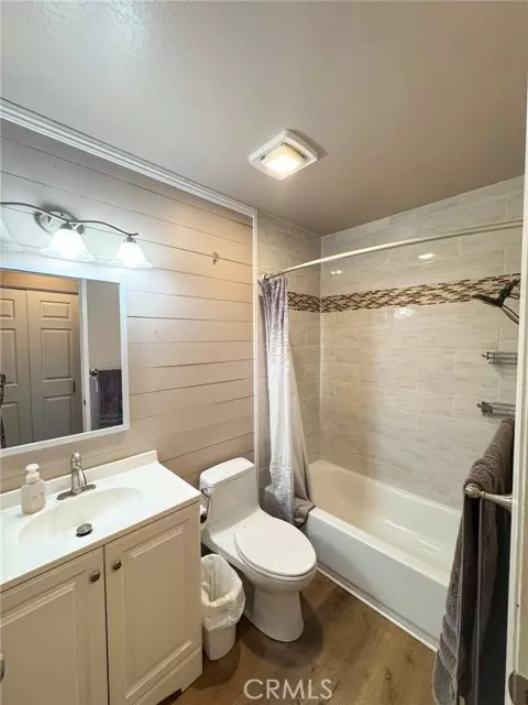 Anaheim, CA 92804,958 South Crossbow Lane #8