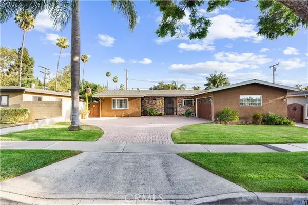 Santa Ana, CA 92701,1646 E 15th Street