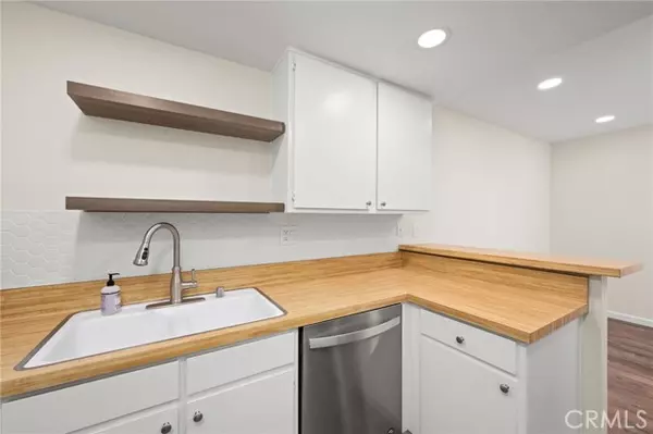 Carlsbad, CA 92009,6911 Quail Place #C