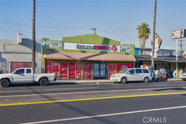 5941 Whittier Boulevard, Los Angeles, CA 90022