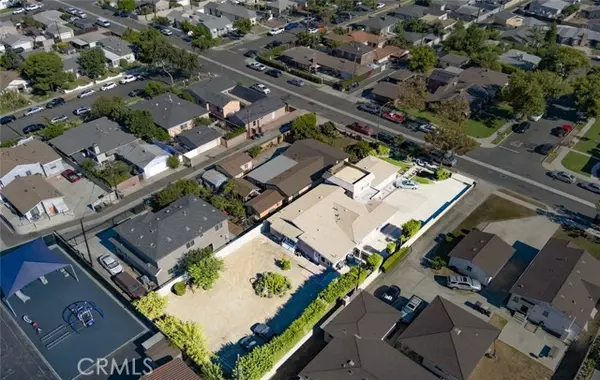 Anaheim, CA 92805,625 W La Verne Street