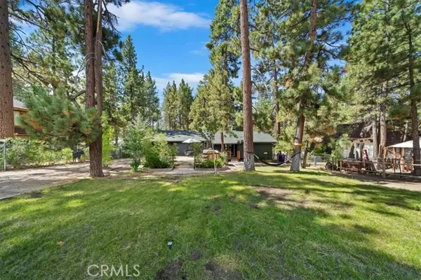 Big Bear Lake, CA 92315,39934 Forest Road