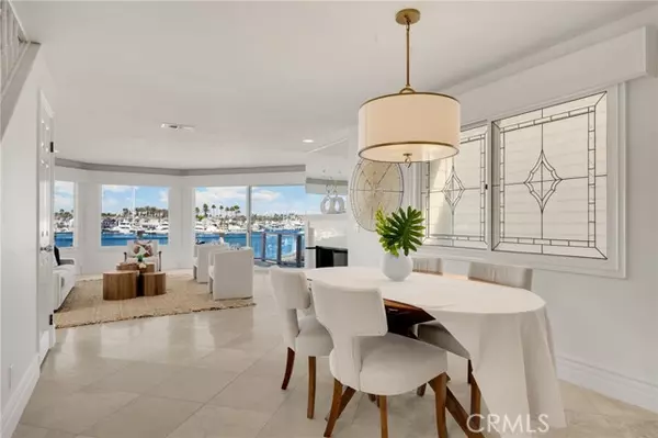Newport Beach, CA 92663,1819 W Bay Avenue #B