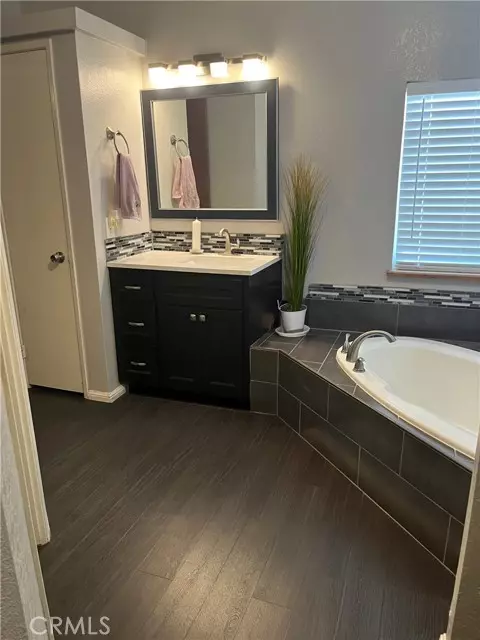 Stanton, CA 90680,10800 Dale Avenue #129