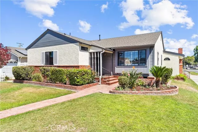 6557 E Walkerton Street, Long Beach, CA 90808