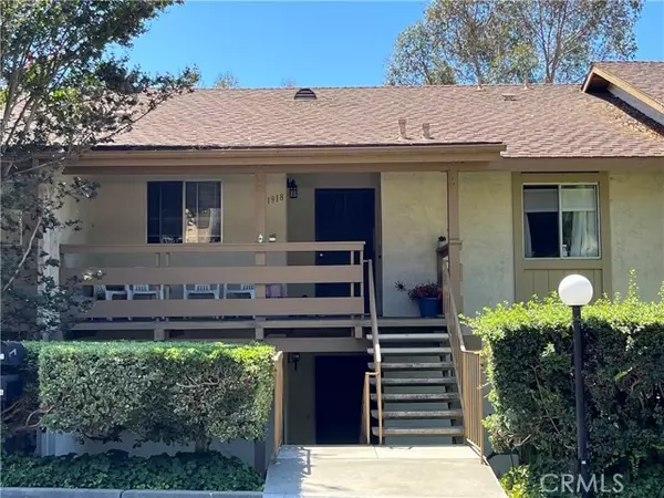 1916 FAIRWAY CIRCLE Drive, San Marcos, CA 92078