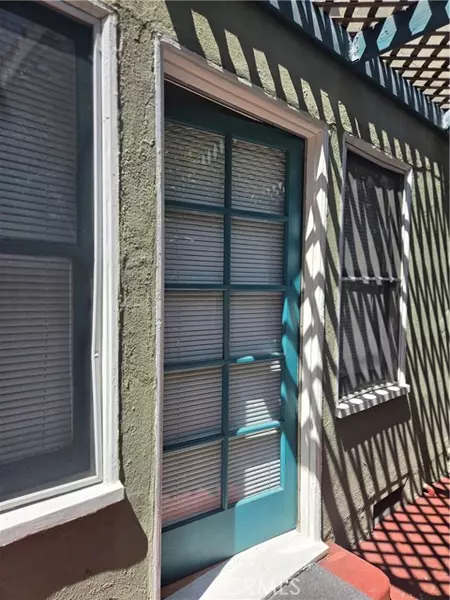 942 E 2nd #10, Long Beach, CA 90802