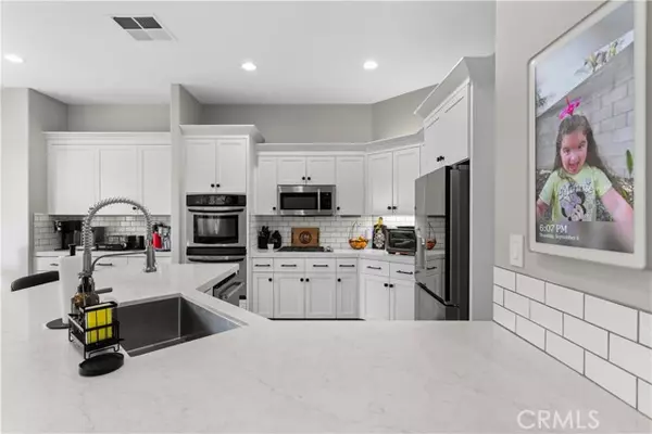 Bakersfield, CA 93314,14014 Santa Fe Ct