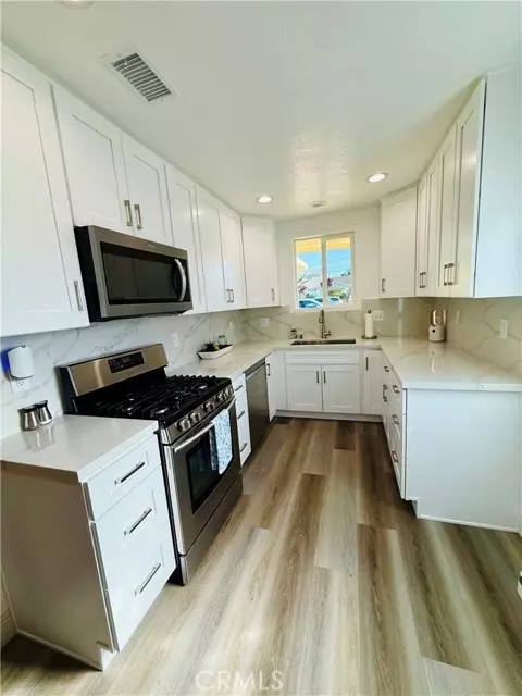 Torrance, CA 90502,1107 W 210th Street