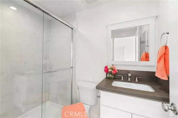 Fullerton, CA 92831,204 S Raymond