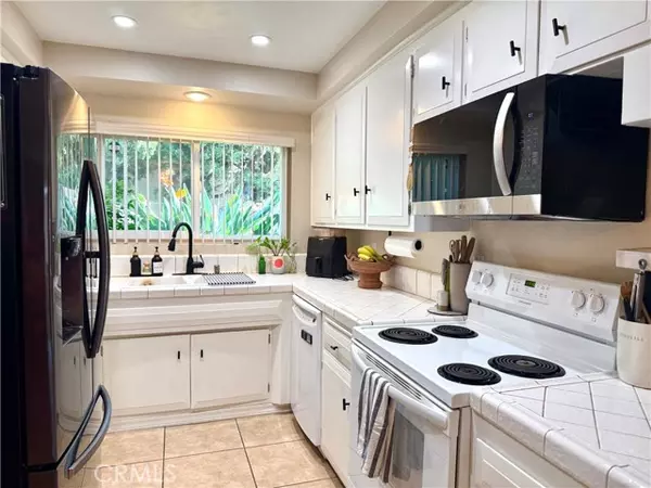 Tustin, CA 92780,1881 Mitchell Avenue #23
