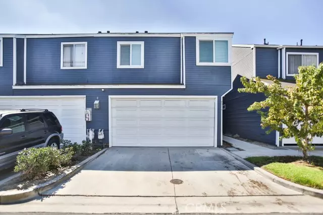 4816 Irongate Lane, Santa Ana, CA 92703