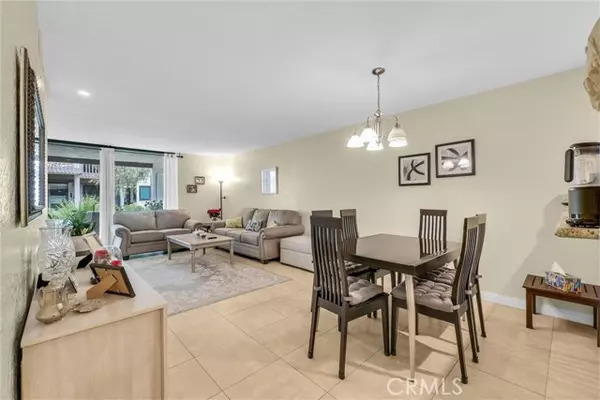Laguna Hills, CA 92656,26701 Quail Creek #168