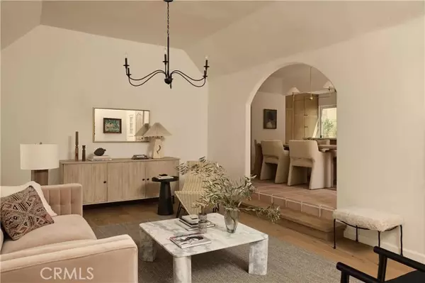 Los Angeles, CA 90039,3725 Glenfeliz Boulevard