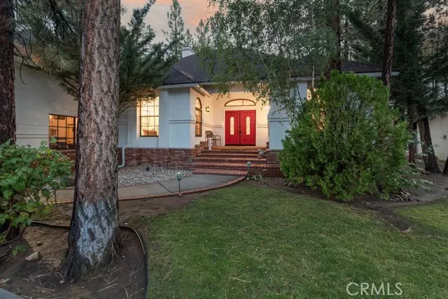 Big Bear Lake, CA 92315,41625 Mockingbird Drive