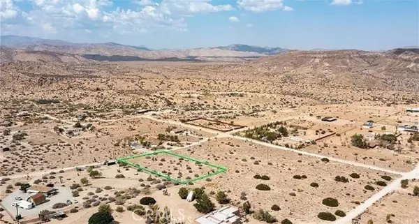 Pioneertown, CA 92268,5545 Red Ryder