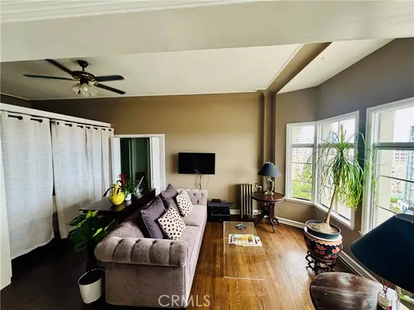 Long Beach, CA 90802,800 E Ocean Boulevard #1404