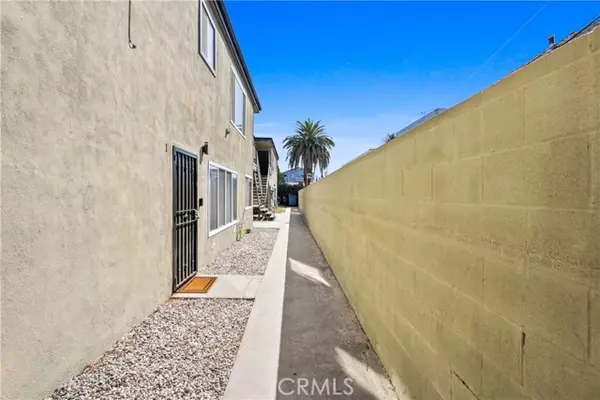 Long Beach, CA 90802,600 Almond