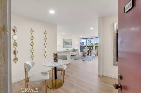 6542 Ocean Crest Drive #D204, Rancho Palos Verdes, CA 90275