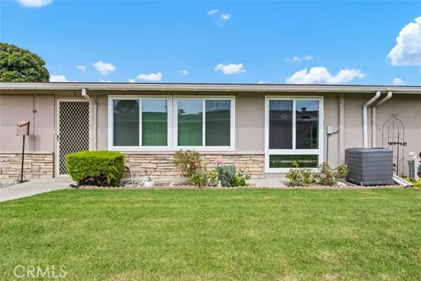 13451 Danbury Lane #M6-133D, Seal Beach, CA 90740