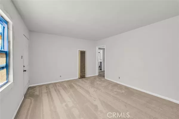 Long Beach, CA 90805,55 W Home