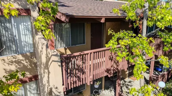1040 W MacArthur Boulevard #66, Santa Ana, CA 92707