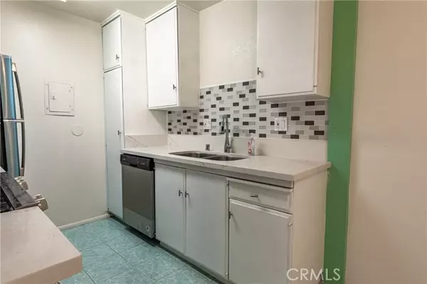 Santa Ana, CA 92707,1040 W MacArthur Boulevard #66