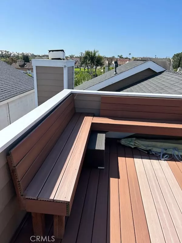 Huntington Beach, CA 92648,709 Oceanhill