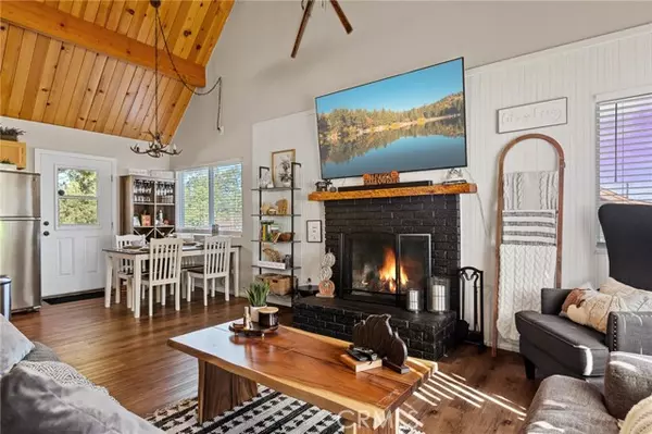 642 Villa Grove, Big Bear City, CA 92314