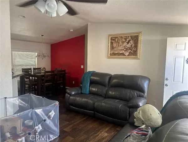 Santa Ana, CA 92703,3424 WASHINGTON Avenue #309