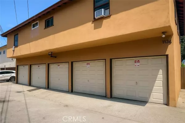 Anaheim, CA 92805,1136 W Broadway