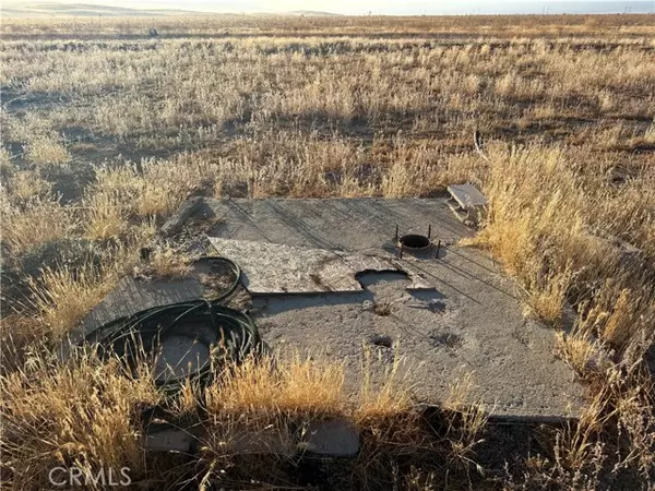 California Valley, CA 93453,7 Mile Rd