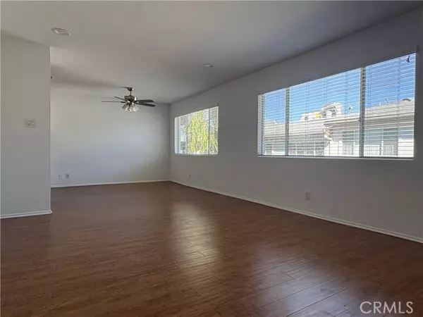 Tarzana (los Angeles), CA 91356,18619 Collins #F29