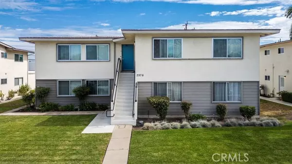 2976 Royal Palm Drive, Costa Mesa, CA 92626