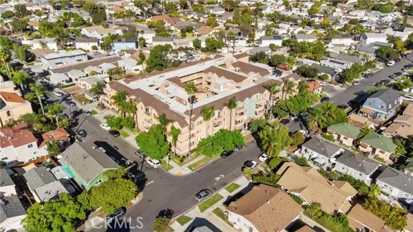 Long Beach, CA 90804,2507 E 15th #304