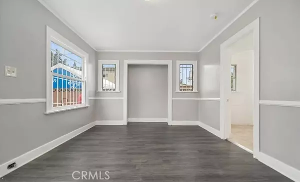 Los Angeles, CA 90003,456 W 59th Place